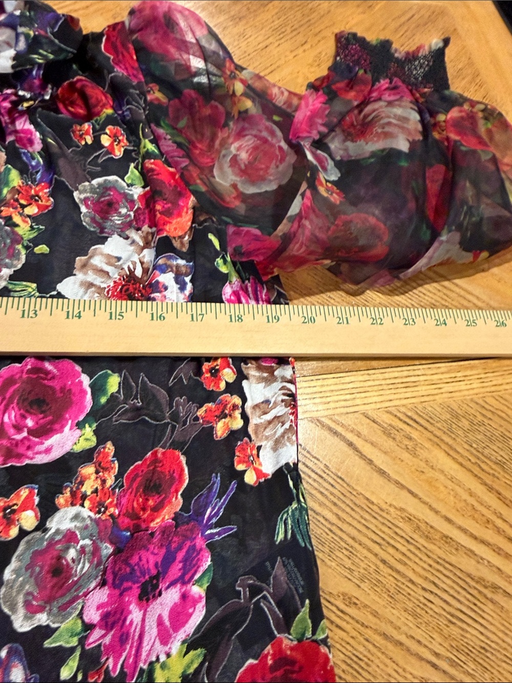 Alice + Olivia Brentley Floral Tie-Neck Silk Blend Blouse  Size Large Whimsigoth - Picture 12 of 16